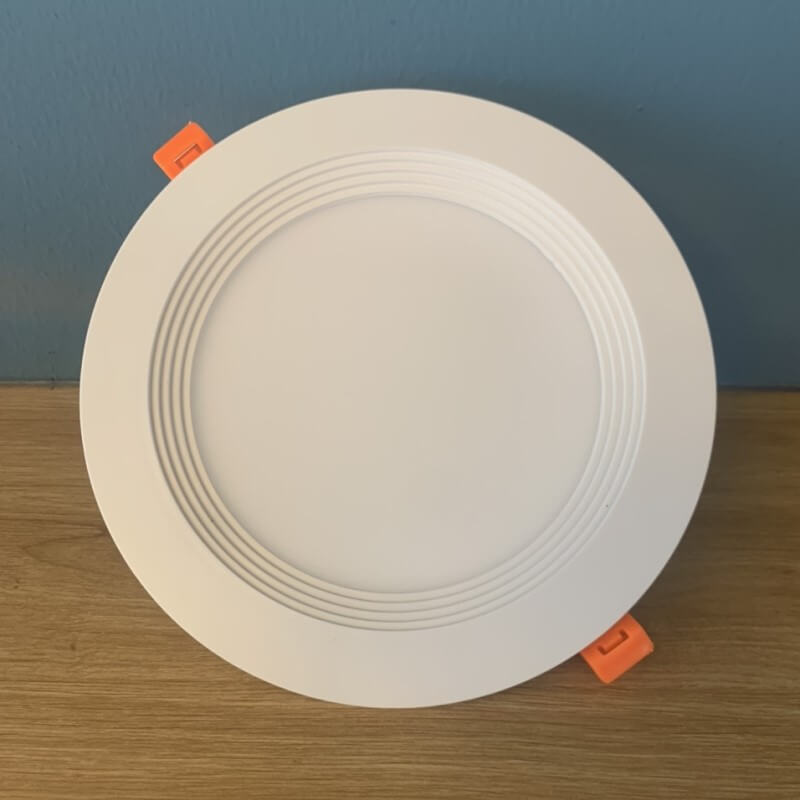 Đèn led âm trần
